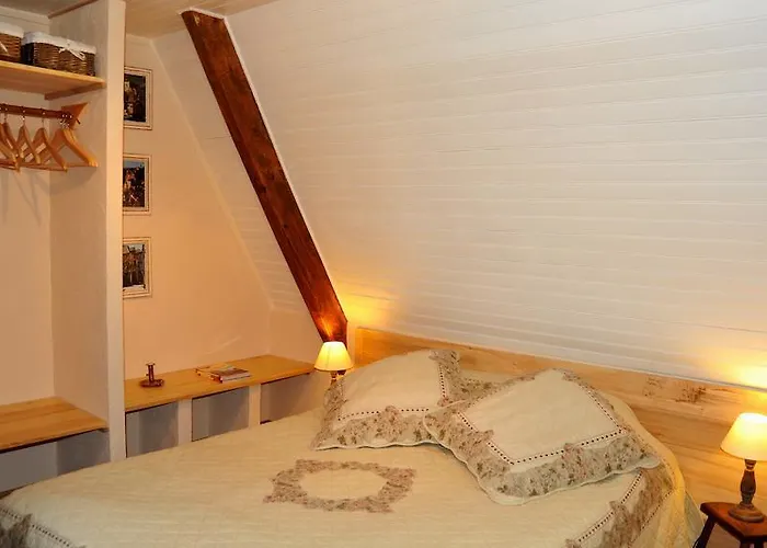 Nyaraló De Combarel *