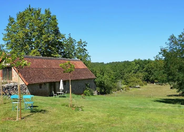 De Combarel Nyaraló *