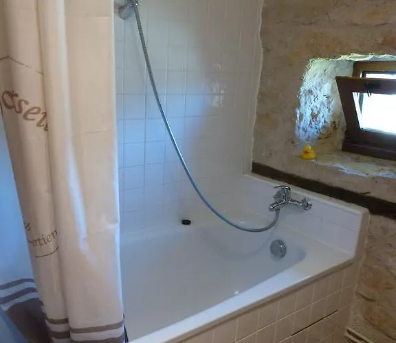 Nyaraló De Combarel *